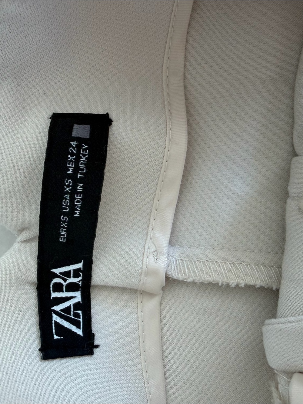 Zara xs Slim Dress Pants in Cream White - Picture 2 of 3